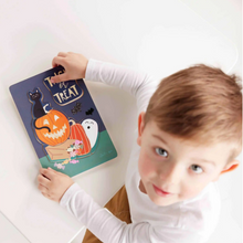 Load image into Gallery viewer, Trick Or Treat Wooden Puzzle