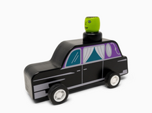 Load image into Gallery viewer, Pullback Spooky Car